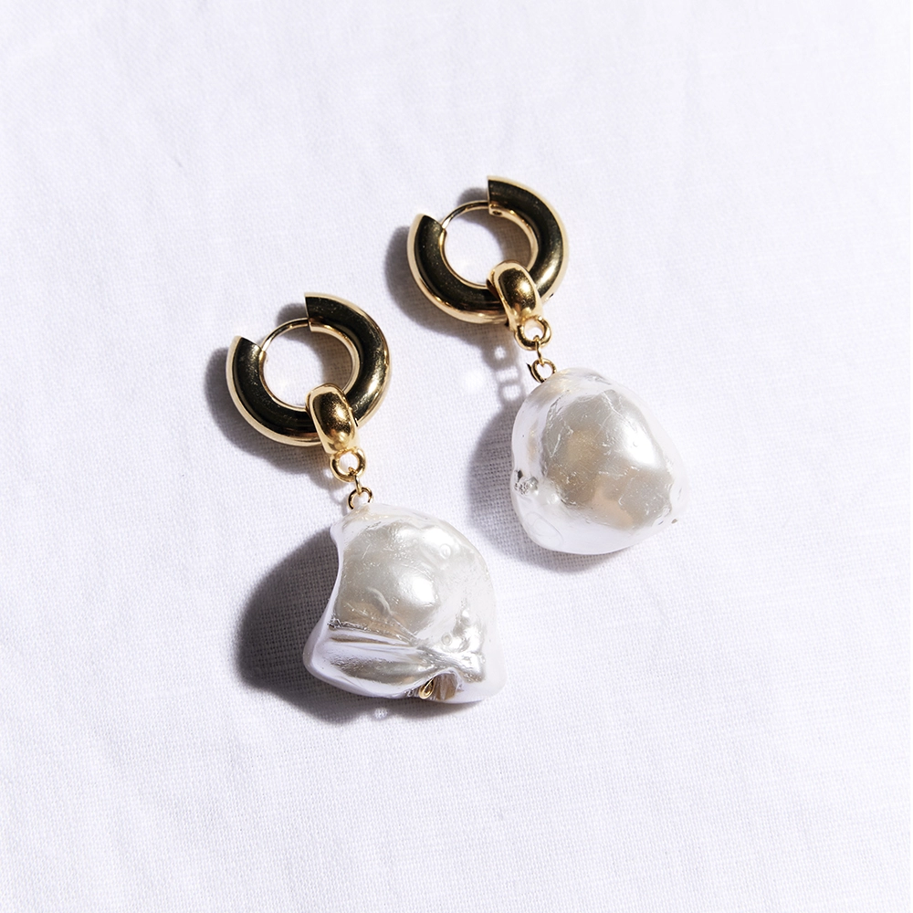 Classic Gold Pearls copy Classic Gold Pearls copy
