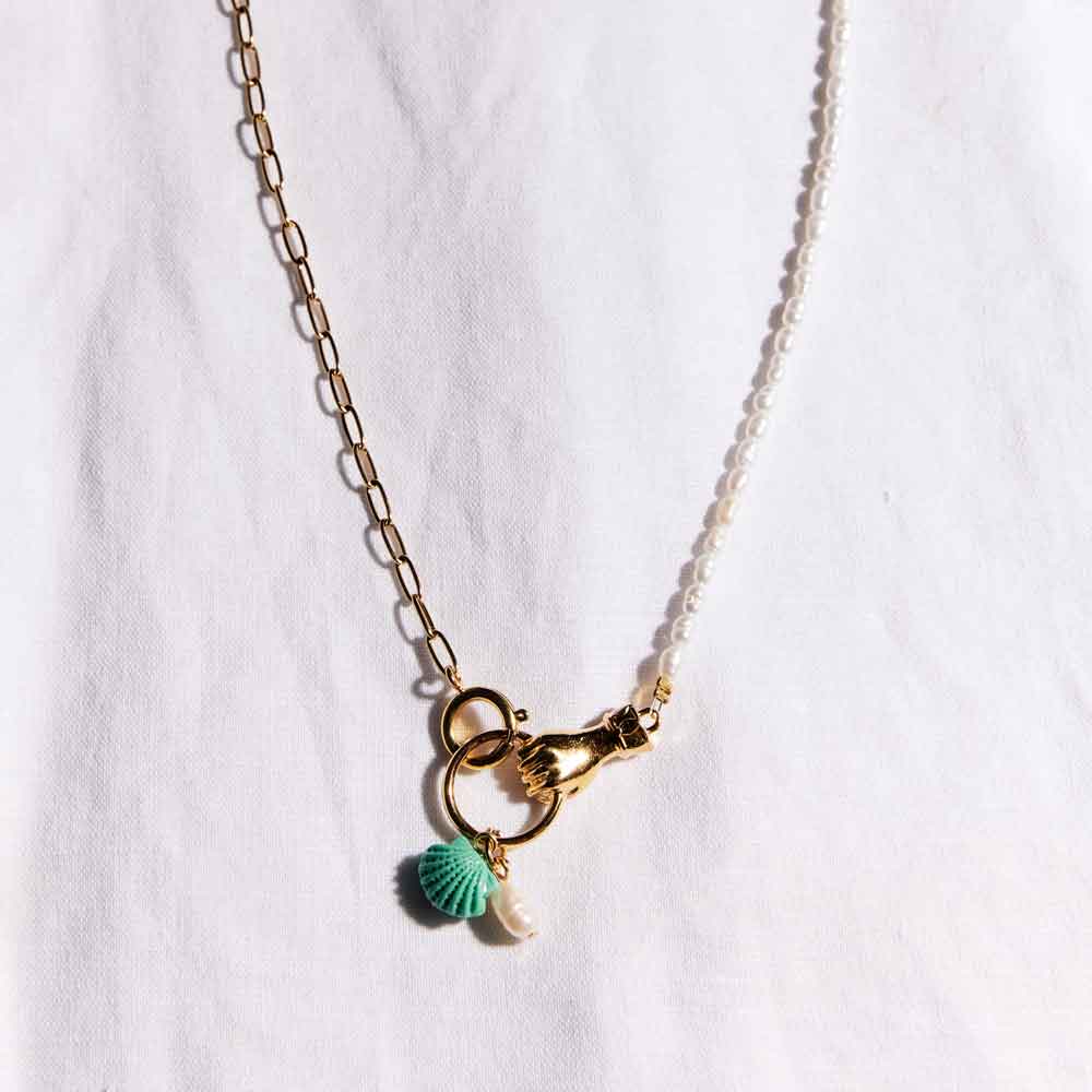Seaside Embrace Necklace Seaside Embrace Necklace